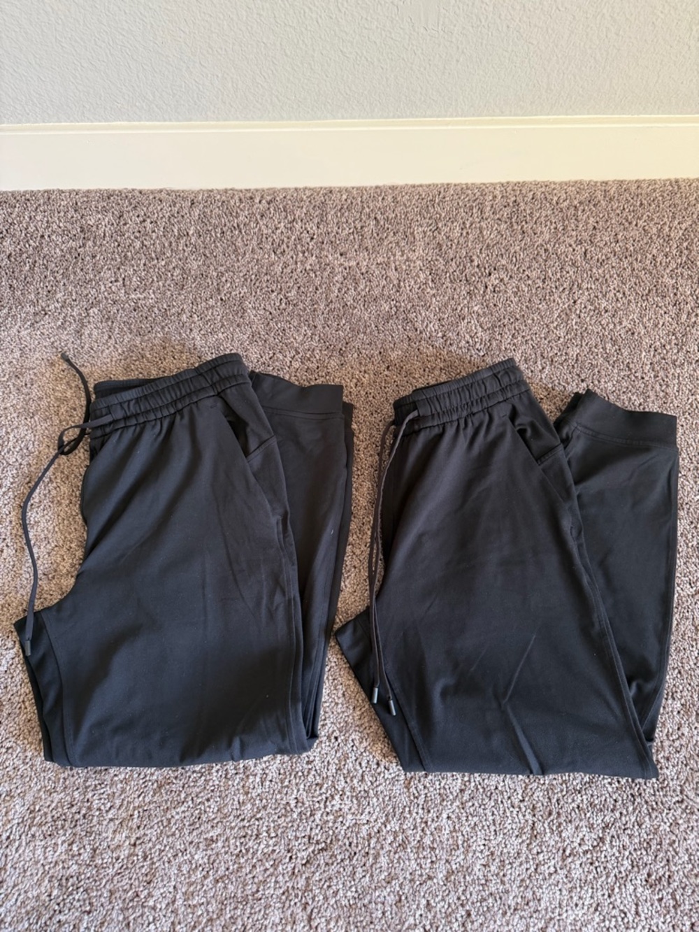 lululemon athletica Black Track Pants - Women's Joggers 2 joggers size 6
